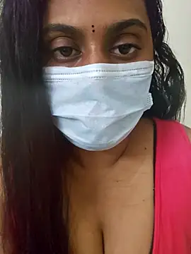 Snapshot of Dheronika_sweetie chatting on February 11, 2026, 6:30 pm Dheronika sweetie online show from February 11, 2026, 6:30 pm