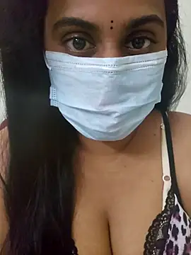 Snapshot of Dheronika_sweetie chatting on February 5, 2026, 7:10 pm Dheronika sweetie online show from February 5, 2026, 7:10 pm