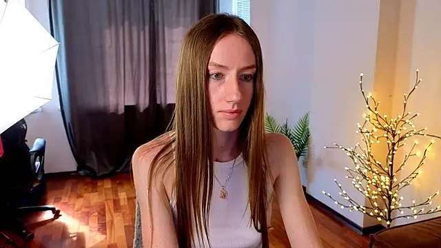 GoldenRose  online show from June 26, 2026, 12:33 pm