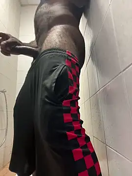 Snapshot of nice686@xh chatting on February 7, 2026, 6:43 am nice686xh online show from February 7, 2026, 6:43 am