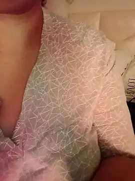 bbw desire6 online show from November 2, 2025, 9:09 pm