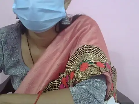 Laila Cute online show from January 14, 2026, 4:38 am