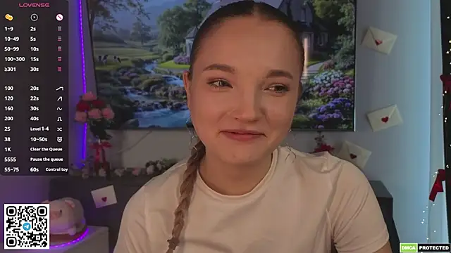 JulieLupo online show from April 1, 2026, 1:41 pm