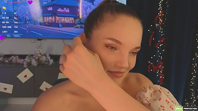 JulieLupo online show from April 12, 2026, 7:11 am