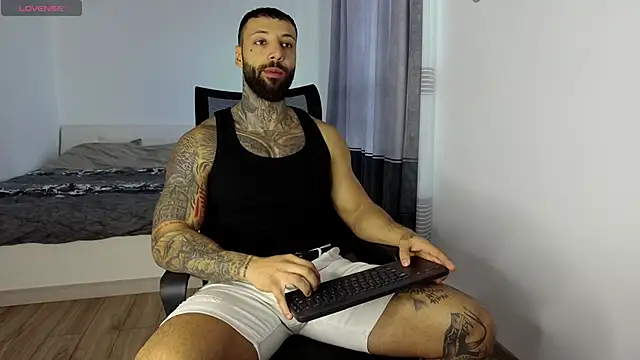 MasculineGuy99 online show from October 21, 2025, 5:51 am