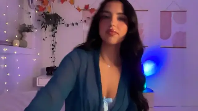Snapshot of ariajacksonx chatting on October 27, 2025, 12:44 am ariajacksonx online show from October 27, 2025, 12:44 am