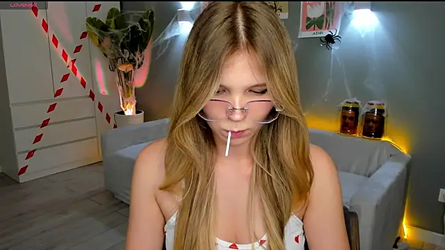 linakorvin online show from October 27, 2025, 1:23 pm