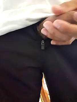 flakito1530 online show from October 18, 2025, 7:49 pm