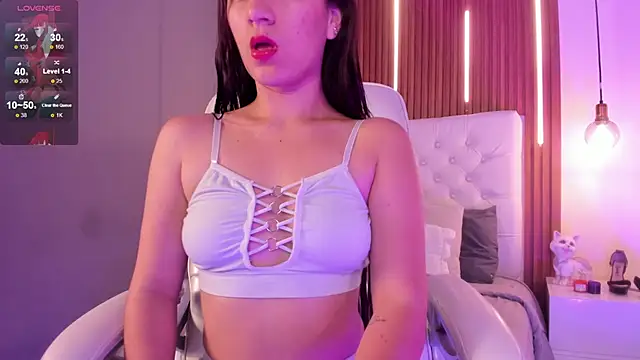 GabrielaaStone online show from October 22, 2025, 12:15 pm