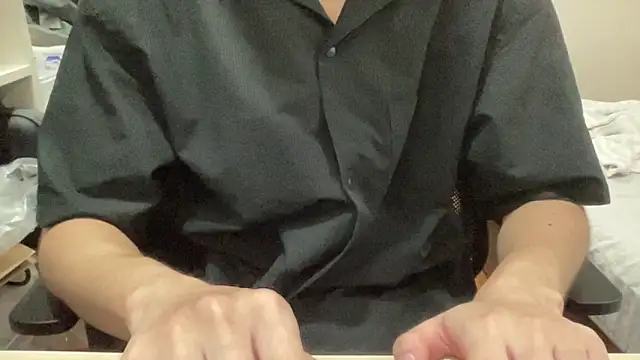 16hornydog online show from November 7, 2025, 3:38 pm