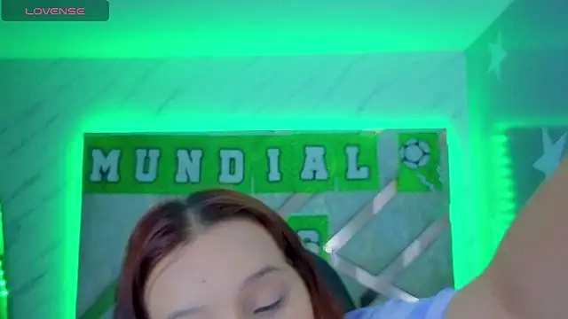 Snapshot of mia_foster_t chatting on July 1, 2026, 2:06 pm mia foster t online show from July 1, 2026, 2:06 pm