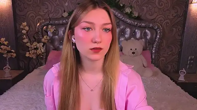 AngelAnabelle online show from March 14, 2026, 8:26 pm