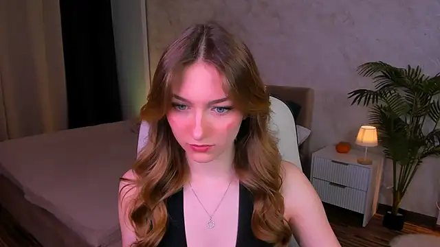 AngelAnabelle online show from November 6, 2025, 8:46 pm