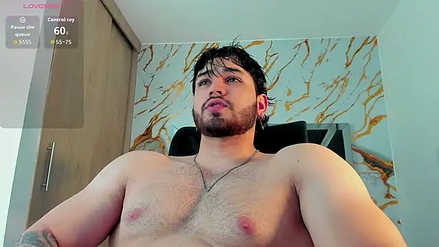 ElianKeiser online show from April 17, 2026, 4:37 am