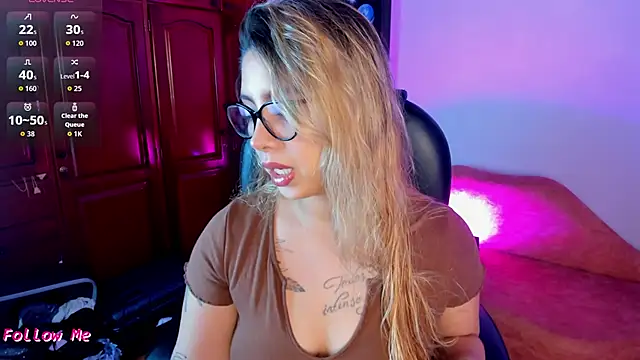 AnaFoxxx  online show from April 2, 2026, 12:18 am