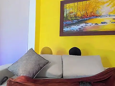 Zulyhenao online show from January 8, 2026, 10:54 am