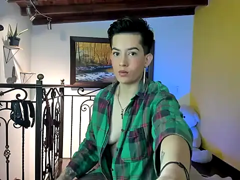 Zulyhenao online show from November 5, 2025, 11:02 am