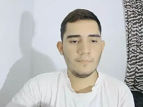camilowhite 1 online show from October 20, 2025, 7:03 pm