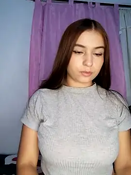 Snapshot of walker_leah88 chatting on November 5, 2025, 1:31 am walker leah88 online show from November 5, 2025, 1:31 am