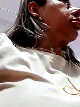 GisellTorres36 online show from May 2, 2026, 1:22 am