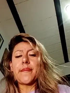 GisellTorres36 online show from April 18, 2026, 4:15 am