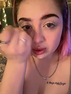 KellyMoors online show from February 6, 2026, 1:34 am