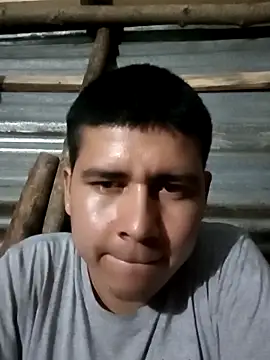 Travieso loco9 online show from June 6, 2026, 4:07 am