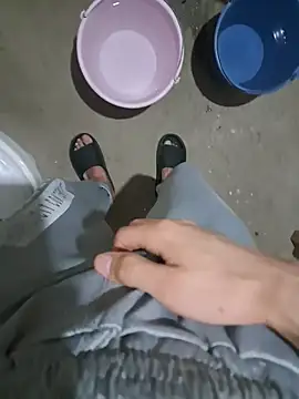 DanielTorres1 online show from February 27, 2026, 5:18 am