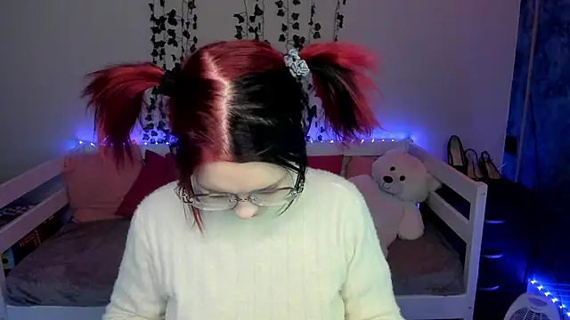 shy elina01 online show from November 13, 2025, 9:02 am