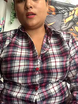 Snapshot of hottylover03 chatting on October 20, 2025, 8:26 am hottylover03 online show from October 20, 2025, 8:26 am