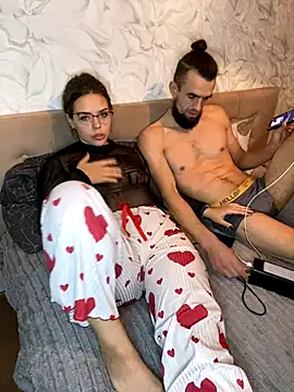 Lipsihot online show from October 18, 2025, 5:37 pm