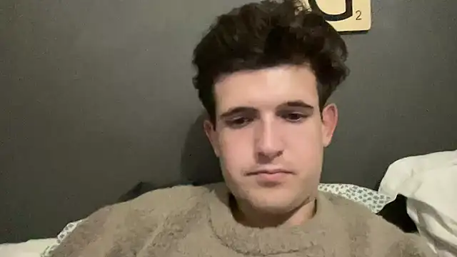 VersaGoo online show from November 17, 2025, 6:23 pm