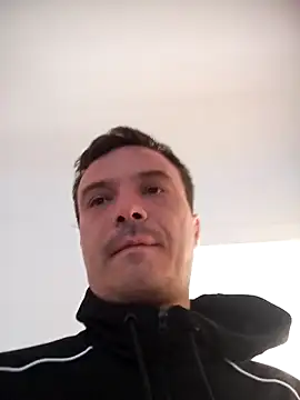 Snapshot of viktor1992-1-1 chatting on June 16, 2026, 3:12 pm viktor1992-1-1 online show from June 16, 2026, 3:12 pm