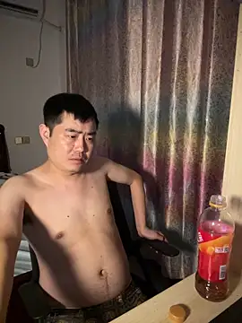 Snapshot of huangzijin788 chatting on October 4, 2025, 7:15 pm huangzijin788 online show from October 4, 2025, 7:15 pm