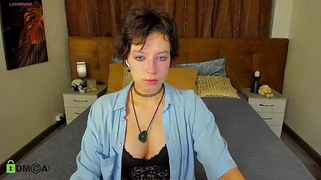 Sara Frayer online show from October 25, 2025, 12:54 am