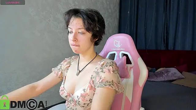 Snapshot of Sara_Frayer chatting on February 2, 2026, 1:04 am Sara Frayer online show from February 2, 2026, 1:04 am