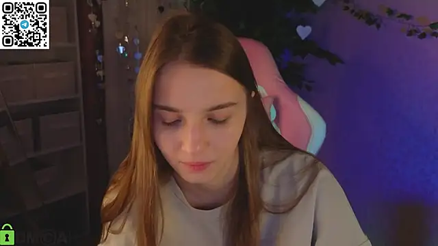 L1na Reeds online show from February 18, 2026, 1:14 am