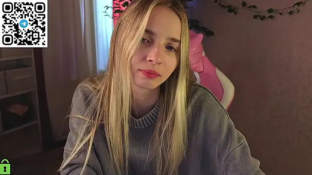 L1na Reeds online show from April 7, 2026, 1:18 am