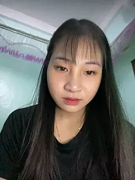 banlinh004 online show from October 6, 2025, 6:03 am