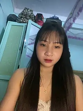 banlinh004 online show from April 1, 2026, 3:09 pm