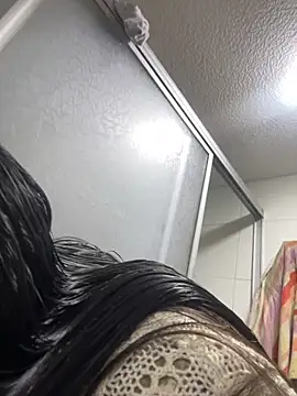 ValeStone online show from November 29, 2025, 9:04 pm