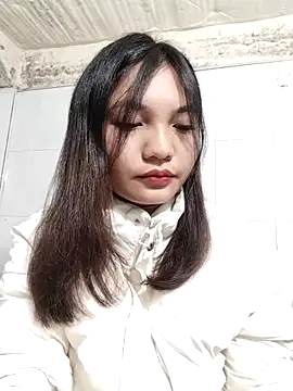 Mit-thi123 online show from December 4, 2025, 10:03 am