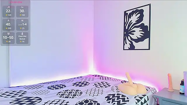 Carolina Blaire online show from December 17, 2025, 12:54 pm