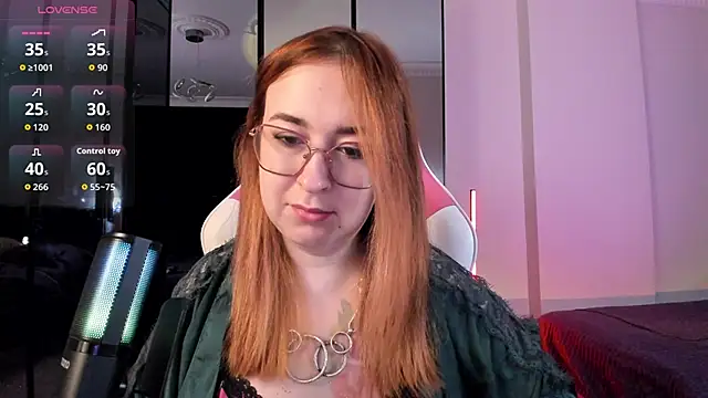 MissNyrra online show from October 11, 2025, 2:29 pm