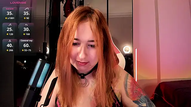 MissNyrra online show from October 12, 2025, 2:35 am