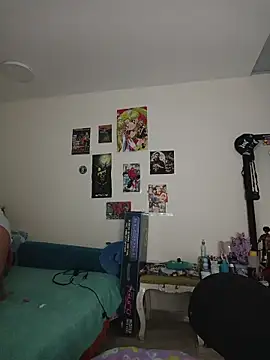 caramel doll   online show from November 3, 2025, 11:52 pm