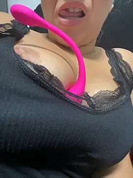 Daiana Andra online show from November 20, 2025, 11:14 pm