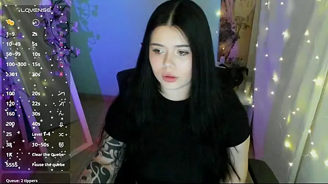 Snapshot of Mona_Esty chatting on June 24, 2026, 6:23 am Mona Esty online show from June 24, 2026, 6:23 am