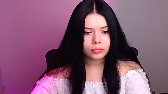 Mona Esty online show from November 10, 2025, 6:29 am