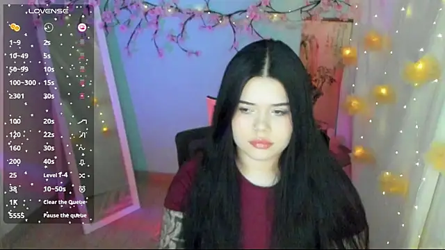 Snapshot of Mona_Esty chatting on July 17, 2026, 6:21 am Mona Esty online show from July 17, 2026, 6:21 am
